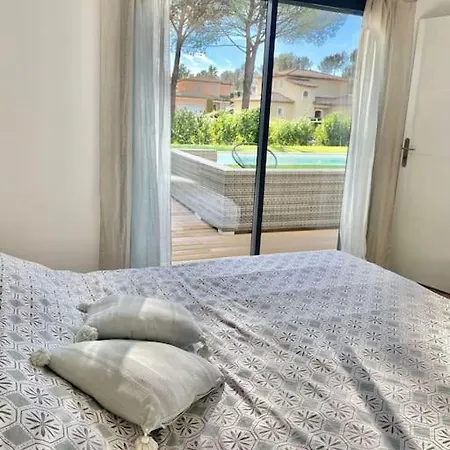 Nora Piscine Mer Golf Villa Saint-Raphael (Var)